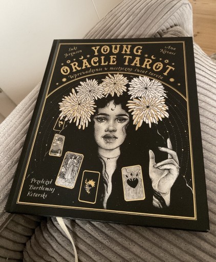 Zdjęcie oferty: Young Oracle Tarot, Suki Ferguson