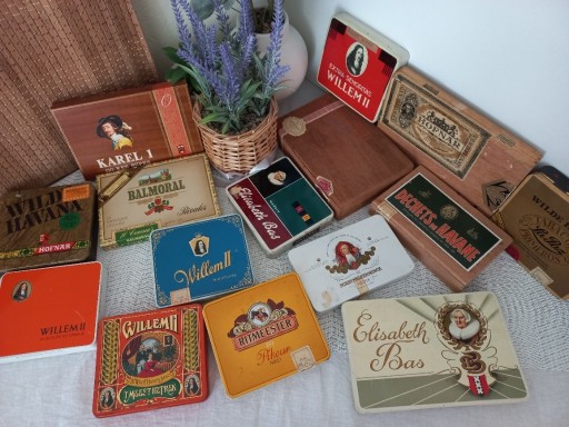 Zdjęcie oferty: Kolekcja starych pudełek po papierosach i cygarach