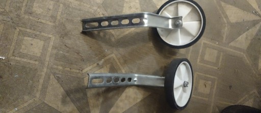 Zdjęcie oferty: Boczne kółka do roweru