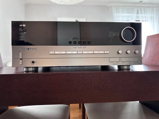 Zdjęcie oferty: Amplituner Harman Kardon AVR 235