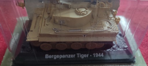 Zdjęcie oferty: AmerCom Model Bergepanzer Tiger - 1944