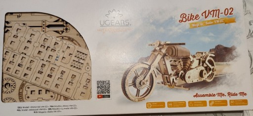 Zdjęcie oferty: Drewniany model motocykla do składania 