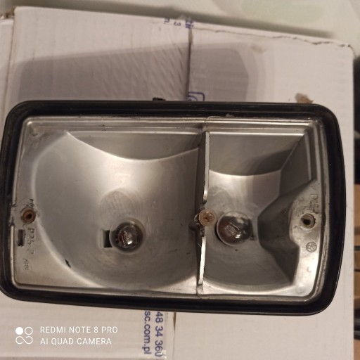 Zdjęcie oferty: Lampa klosz prawa strona tył fiat 126p