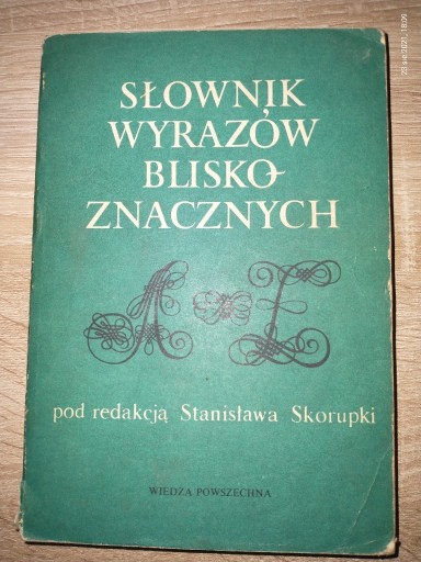 Zdjęcie oferty: Słownik wyrazów bliskoznacznych - S. Skorupka