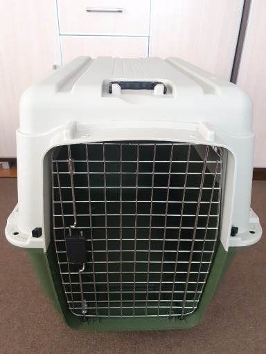 Zdjęcie oferty: Klatka/kontener lotniczy Zooplus dla psa,jak nowy 