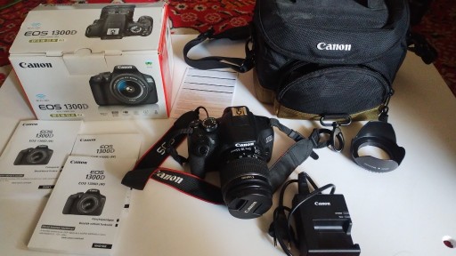 Zdjęcie oferty: Canon 1300 D plus obiektyw 18-55 mm