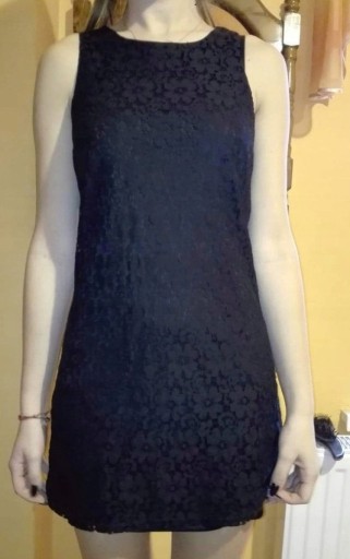 Zdjęcie oferty: APRICOT Sukienka z koronki czarna XS/S z podszewką