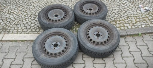 Zdjęcie oferty: 4 felgi stalowe z oponami zimowymi  Michelin Alpin 5 195/65 R15 -komplet