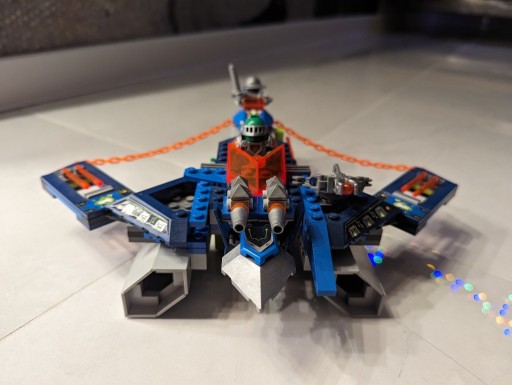 Zdjęcie oferty: Myśliwiec Arona Lego Nexo knights