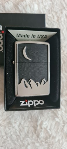 Zdjęcie oferty: Zapalniczka Zippo Marlboro Moon Over Mounta XVI(3)