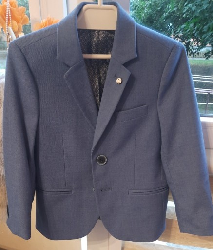 Zdjęcie oferty: Marynarka chłopięca r. 104