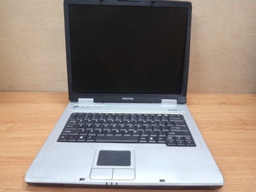 Zdjęcie oferty: Toshiba Satellite L10-204 15 laptop 1,6GHz 512MB