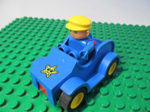 Zdjęcie oferty: LEGO DUPLO samochód niebieskie 