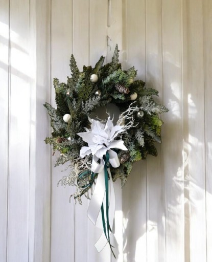 Zdjęcie oferty: Wianek wieniec z igliwia na drzwi święta Boże Narodzenie