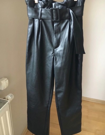 Zdjęcie oferty: Eco skóra czarne mega piękne spodnie xs 