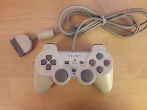 Zdjęcie oferty: PAD SONY PSOne SCPH-110 DualShock jasny stan bdb