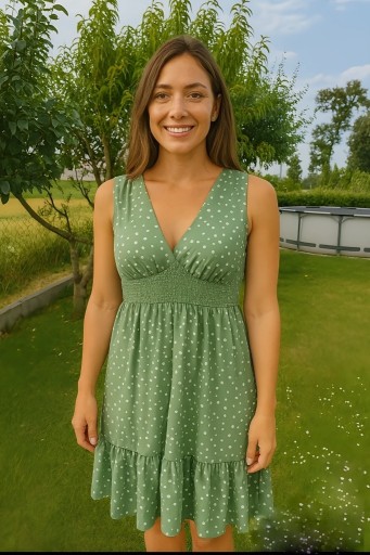 Zdjęcie oferty: Zielona sukienka w groszki Shein XXL