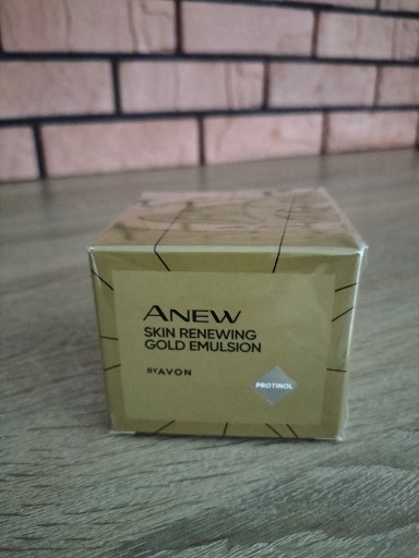 Zdjęcie oferty: Avon Emulsja z Bioaktywnym Złotem na Noc Anew