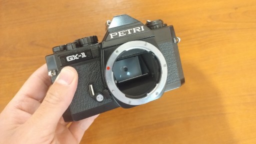 Zdjęcie oferty: Aparat analogowy Petri GX-1