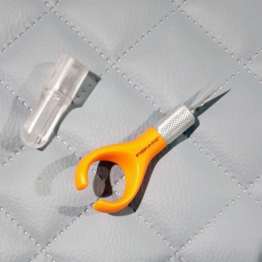 Zdjęcie oferty: FISKARS finger tip art knife - nożyk typu skalpel