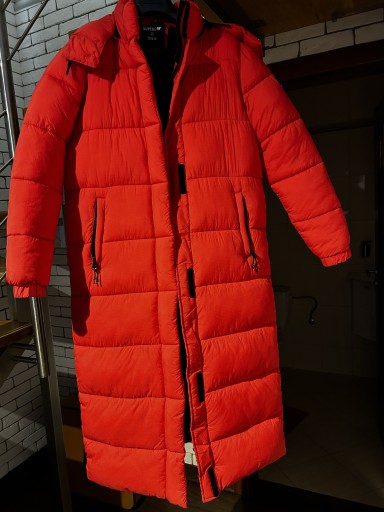 Zdjęcie oferty: Płaszcz zimowy - rozmiar L (40)