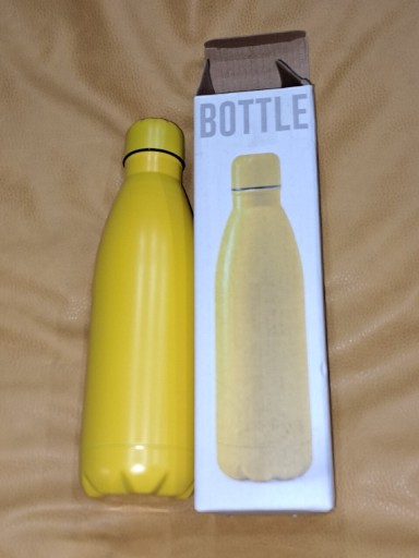 Zdjęcie oferty: Butelka na wodę żółta