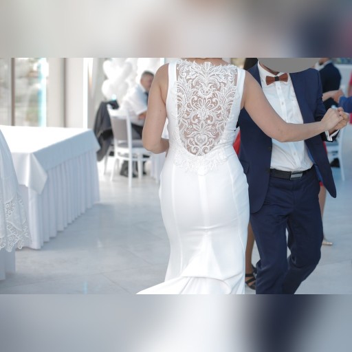Zdjęcie oferty: Suknia ślubna 38 M ivory rybka syrenka HESTIA