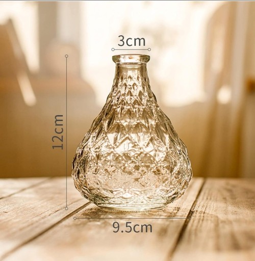 Zdjęcie oferty: Mały wazonik szklany prl vintage wazon