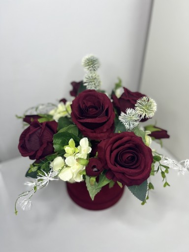 Zdjęcie oferty: Flower box, kompozycja kwiatowa, róże sztuczne