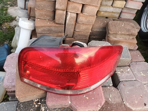 Zdjęcie oferty: lampa tylna audi a3 8p prawa