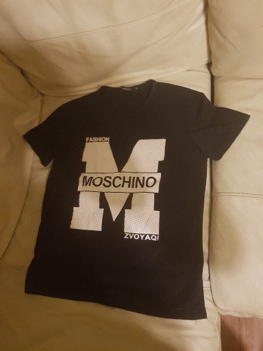 Zdjęcie oferty: Podkoszulka T-shirt Moschino rozm. M