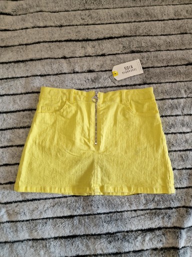 Zdjęcie oferty: Żółta spódniczka miniówka Terranova r. 140-146