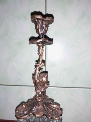 Zdjęcie oferty: Świecznik z brązu, pojedyńczy.