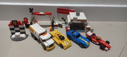 Zdjęcie oferty: LEGO City Shell Ferrari+gratis