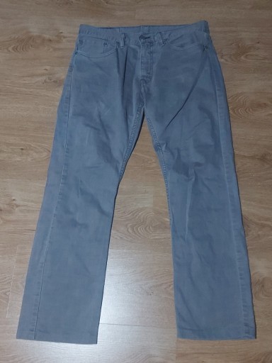 Zdjęcie oferty: Spodnie jeansy Levi's roz. W32 L32