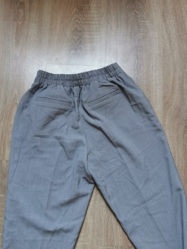 Zdjęcie oferty: sinsay spodnie z wiskozy rozmiar S