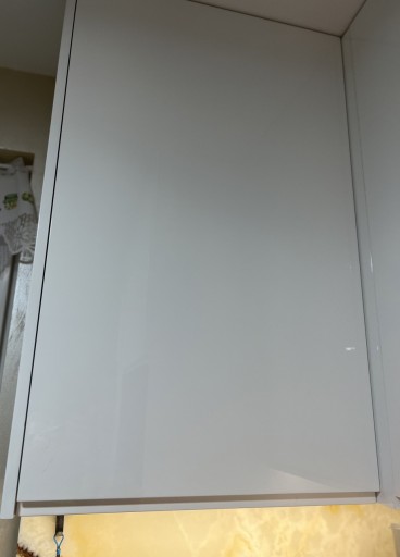 Zdjęcie oferty: Szafka biała, połysk,podświetlana 80x30x100cm