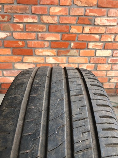 Zdjęcie oferty: Opona barum 235/40 r18 bravuris 3