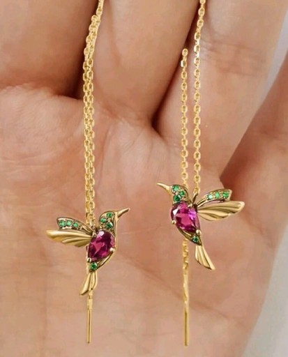 Zdjęcie oferty: Piękne kolczyki wiszące ptaki kolibry
