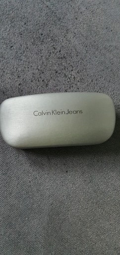 Zdjęcie oferty: Etui na okulary Calvin Klein