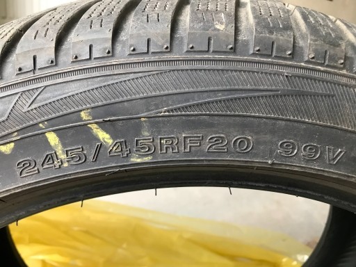 Zdjęcie oferty: Opony zimowe 20 cali runflat Falken używane