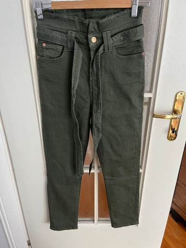 Zdjęcie oferty: jeansy 7 for all mankind