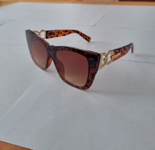 Zdjęcie oferty: Modne okulary przeciwsłoneczne Cat Eye luksusowe