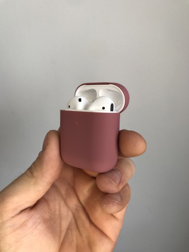 Zdjęcie oferty: Silikonowy etui case Apple AirPods 1/2