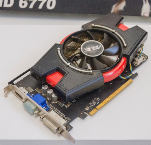 Zdjęcie oferty: ASUS Radeon HD6770 1024MB 128bit PCI-E DDR5