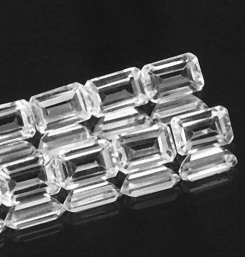 Zdjęcie oferty: Naturalny Biały Topaz Octagon 7 x 9 mm