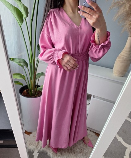 Zdjęcie oferty: Różowa długa sukienka uni L-XL wesele komunia 