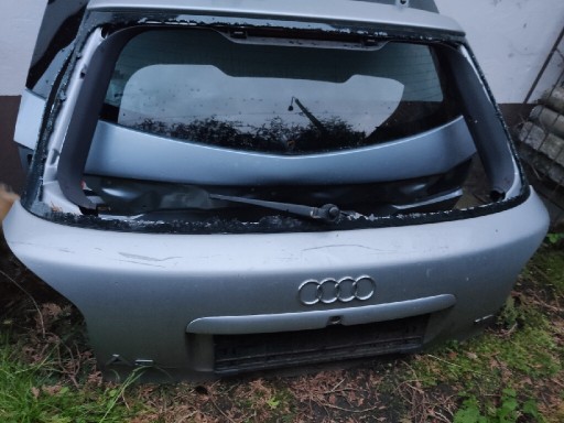 Zdjęcie oferty: Audi A3 8L klapa bagażnika z wiązkami