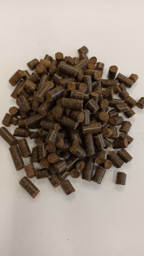 Zdjęcie oferty: Pellet z łuski słonecznika 18MJ Worki 15kg 990kg