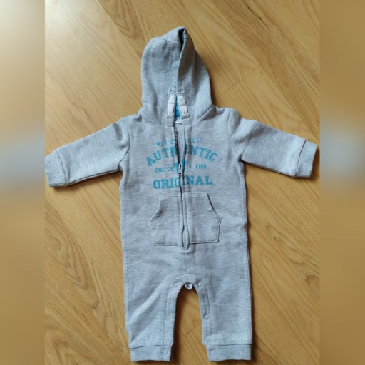 Zdjęcie oferty: Kombinezon F&F rozm 3-6 m-cy